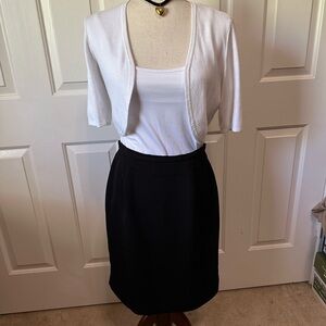 Dressbarn | Elegant Black High waist Pencil Skirt | Size: 8
